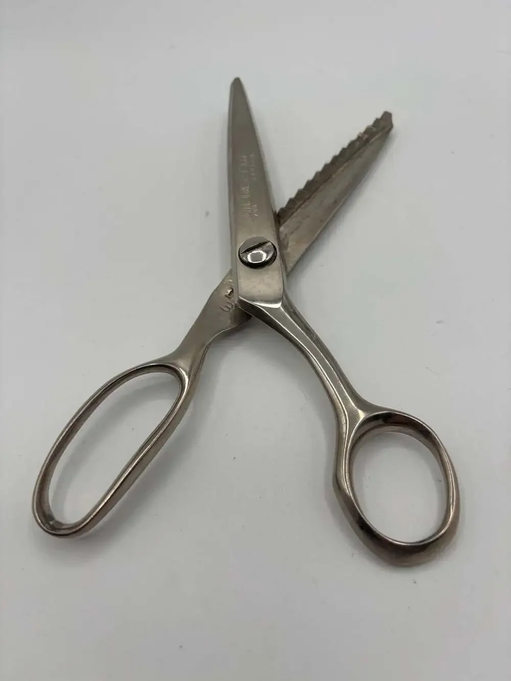 Vintage Deluxe Kleencut USA Pinking Shears Sewing Scissors